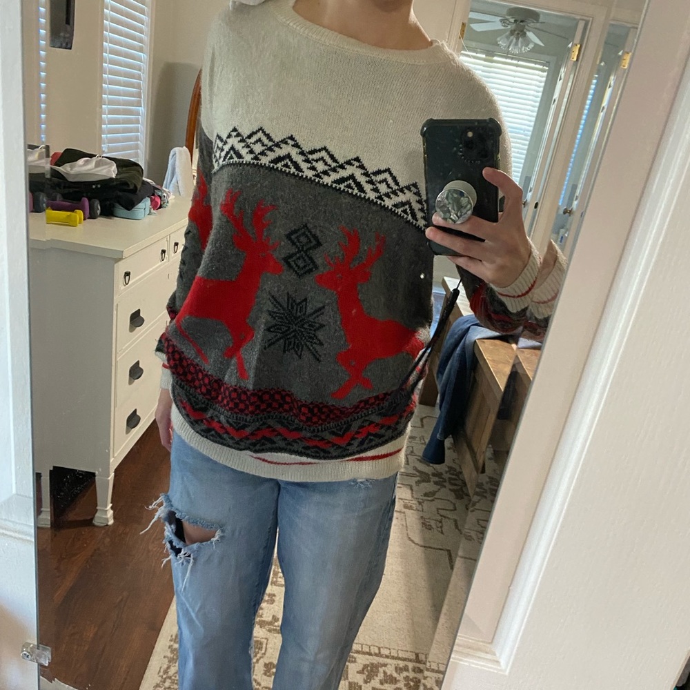 Christmas sweater. Good condition. Size medium